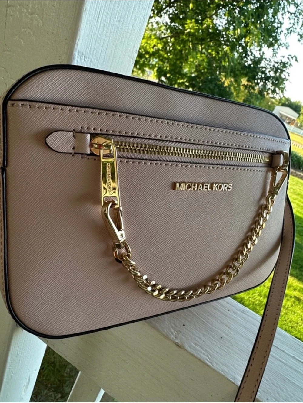 Michael Kors excellent no